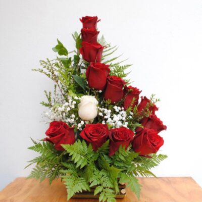 Pack Alegre y Dulce Floral (Incluye Chocolates) Pack Alegre y Dulce Floral (Incluye Chocolates)