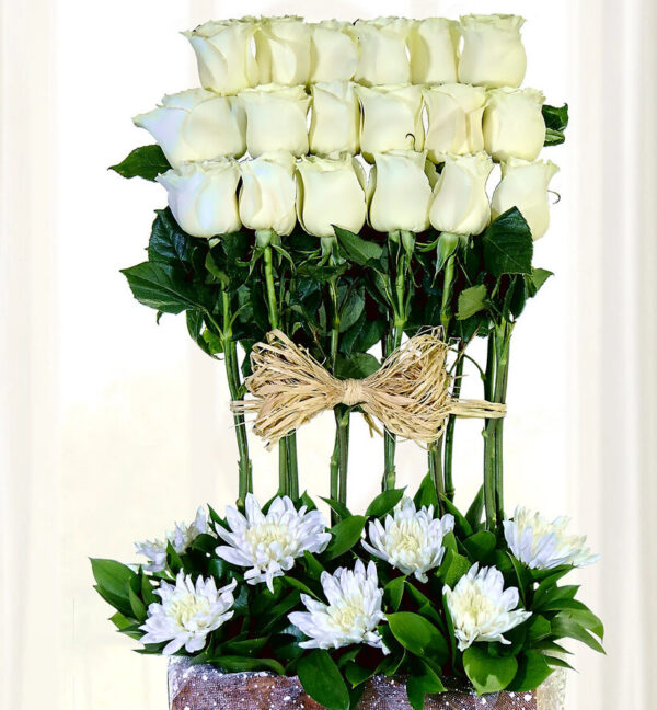 Escalera de 18 Rosas (Elige color)