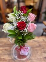 6 Rosas en Florero de Vidrio (Elige color)