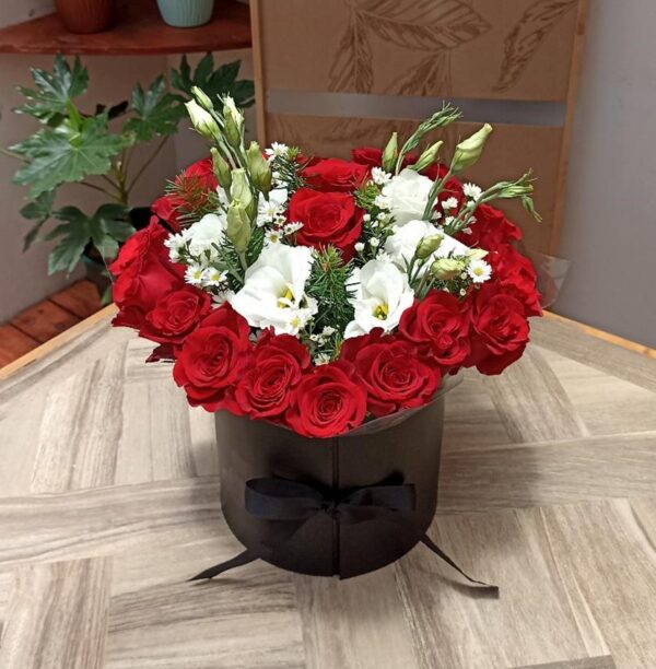 Caja Corazón de Rosas Sorpresa